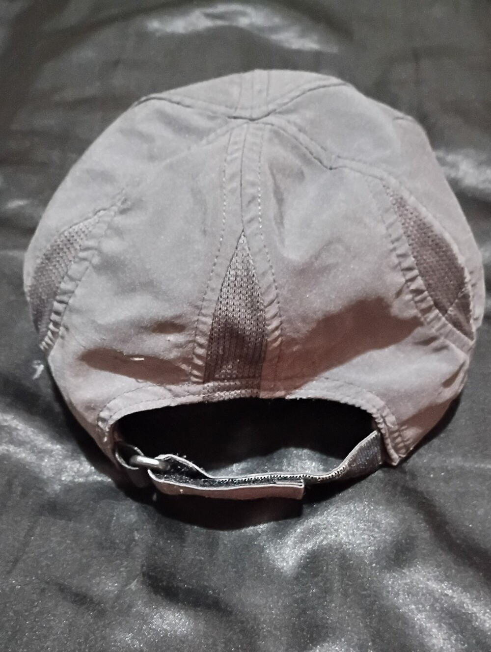 The North Face Lightweight Performance Cap - Picture 2 of 8